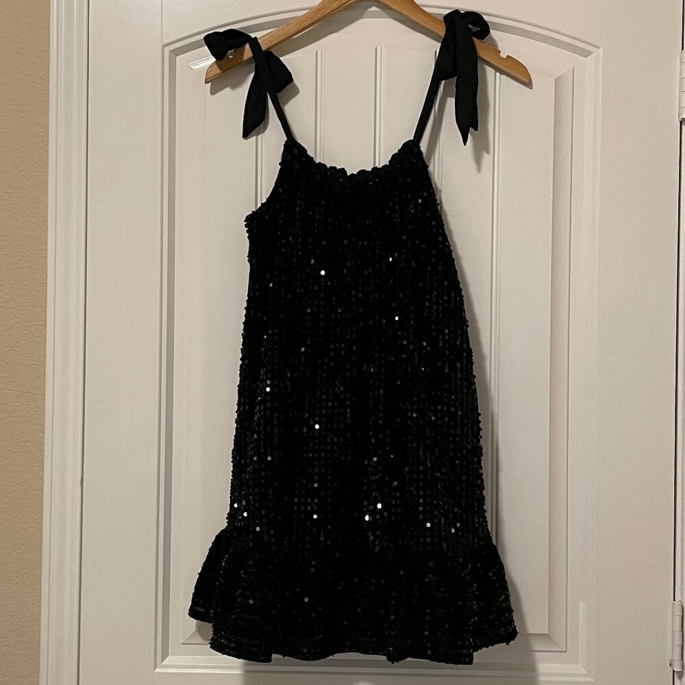 Chelsea & Violet Black Sequin Shift Dress